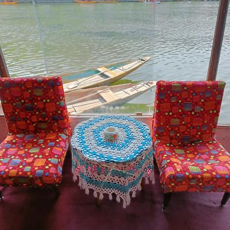 Island Homestay Srīnagar 외부 사진