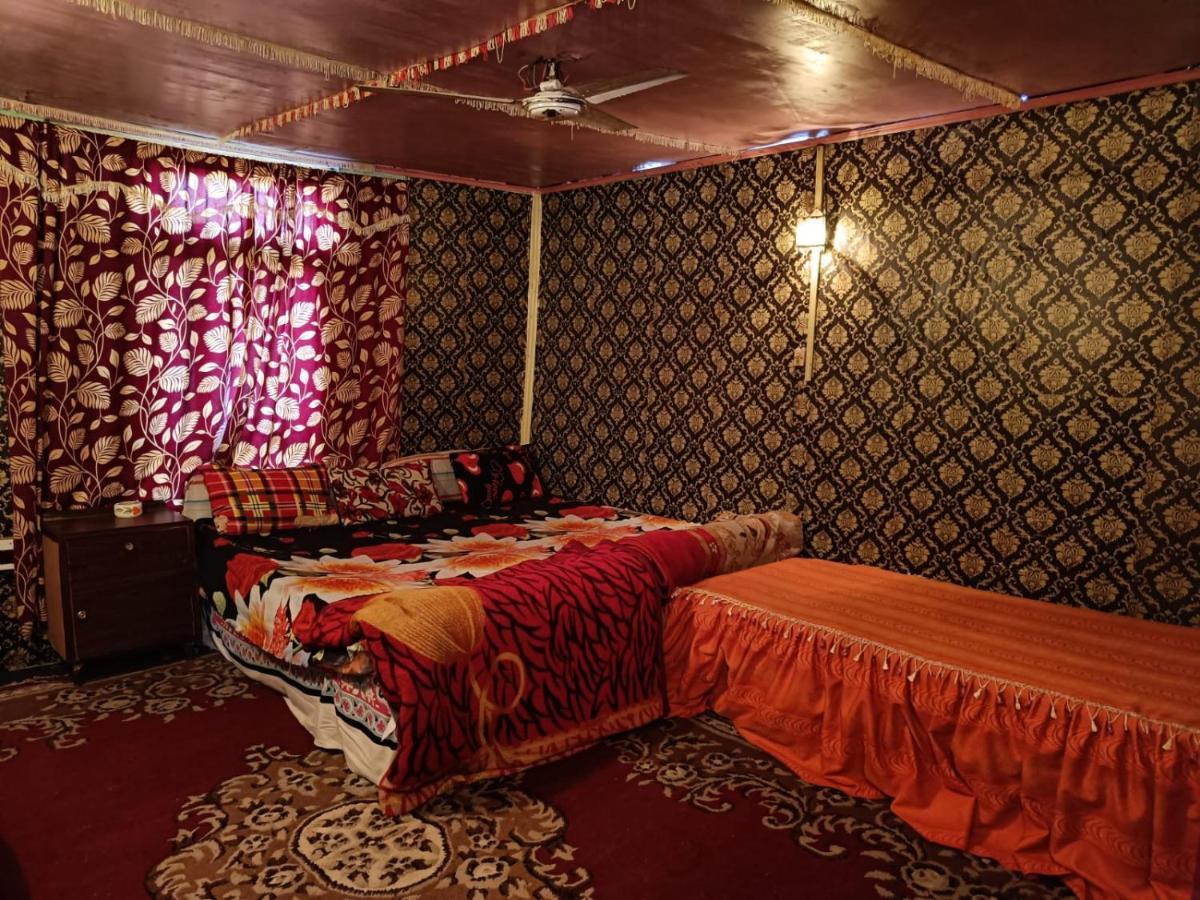 Island Homestay Srīnagar 외부 사진