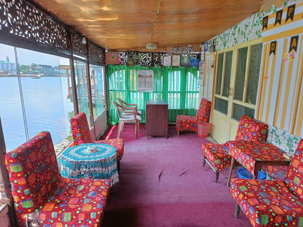 Island Homestay Srīnagar 외부 사진